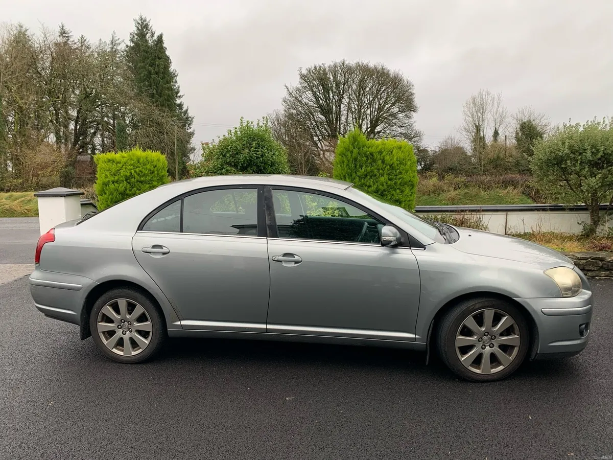 2008 Toyota Avensis 2.2 Diesel - Image 3