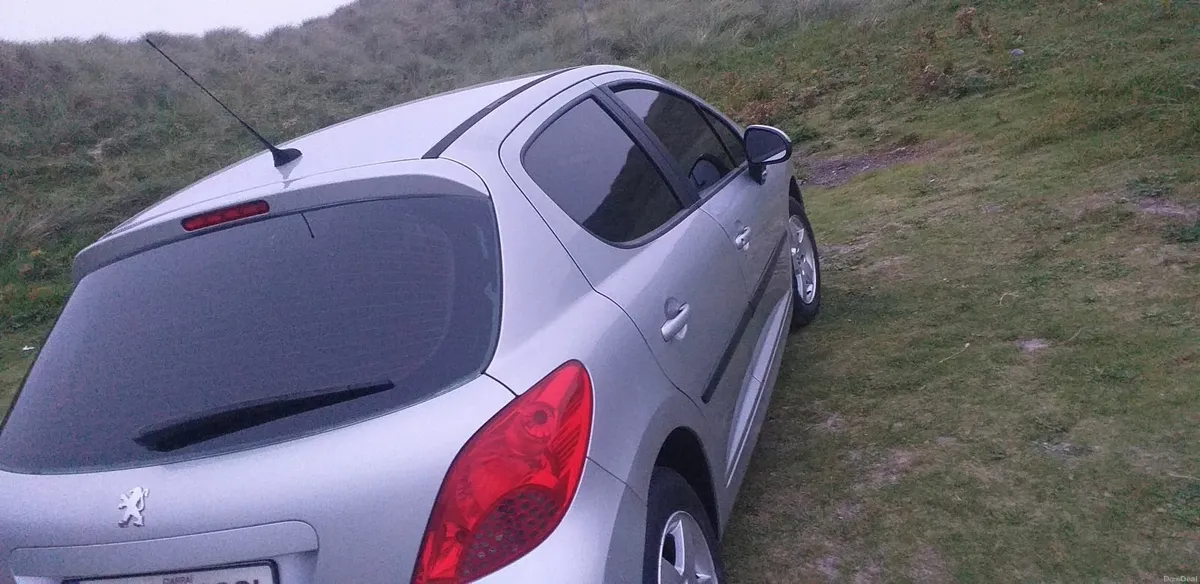 Peugeot 207 2007 - Image 2