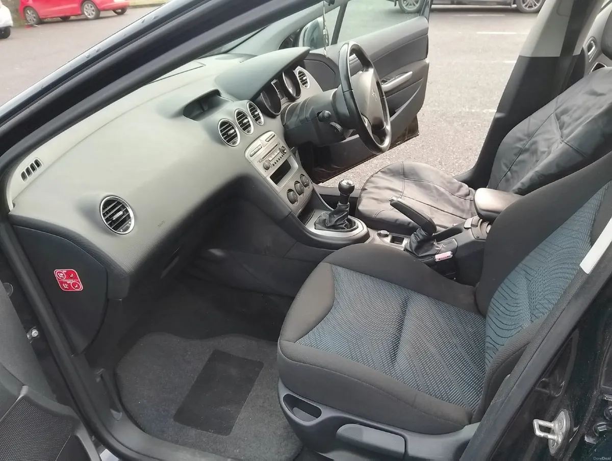 Peugeot 308 2011, Envy - Image 2