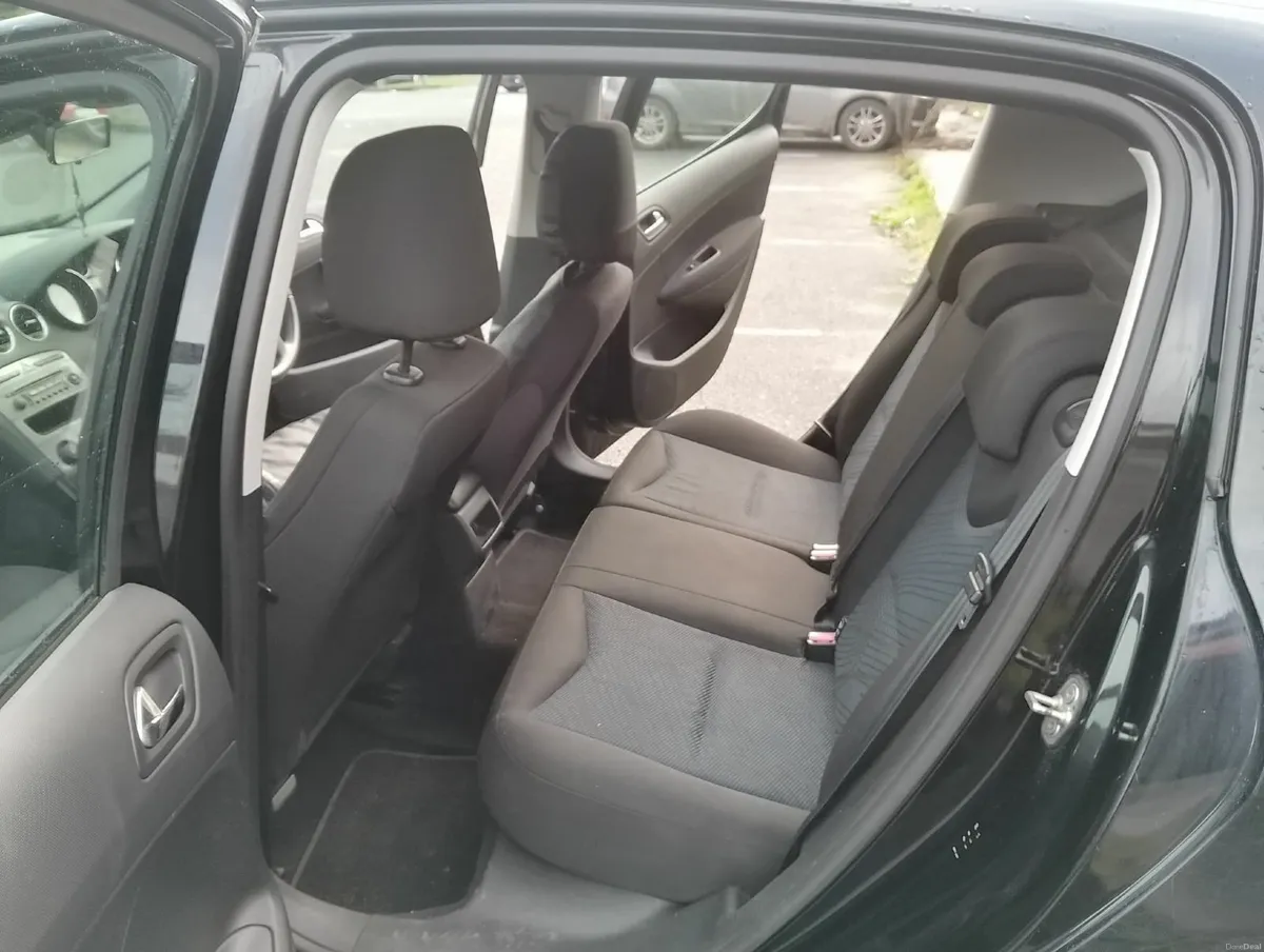 Peugeot 308 2011, Envy - Image 3