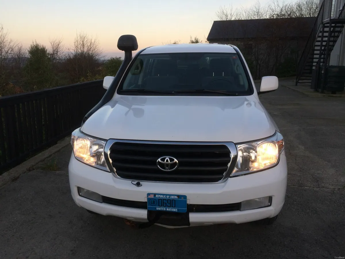 Toyota Land Cruiser 2007 - Image 3