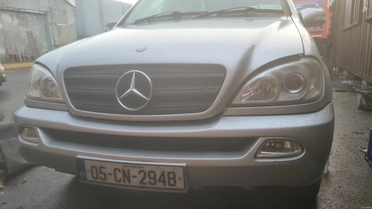 Mercedes-Benz M-Class 2005 - Image 4