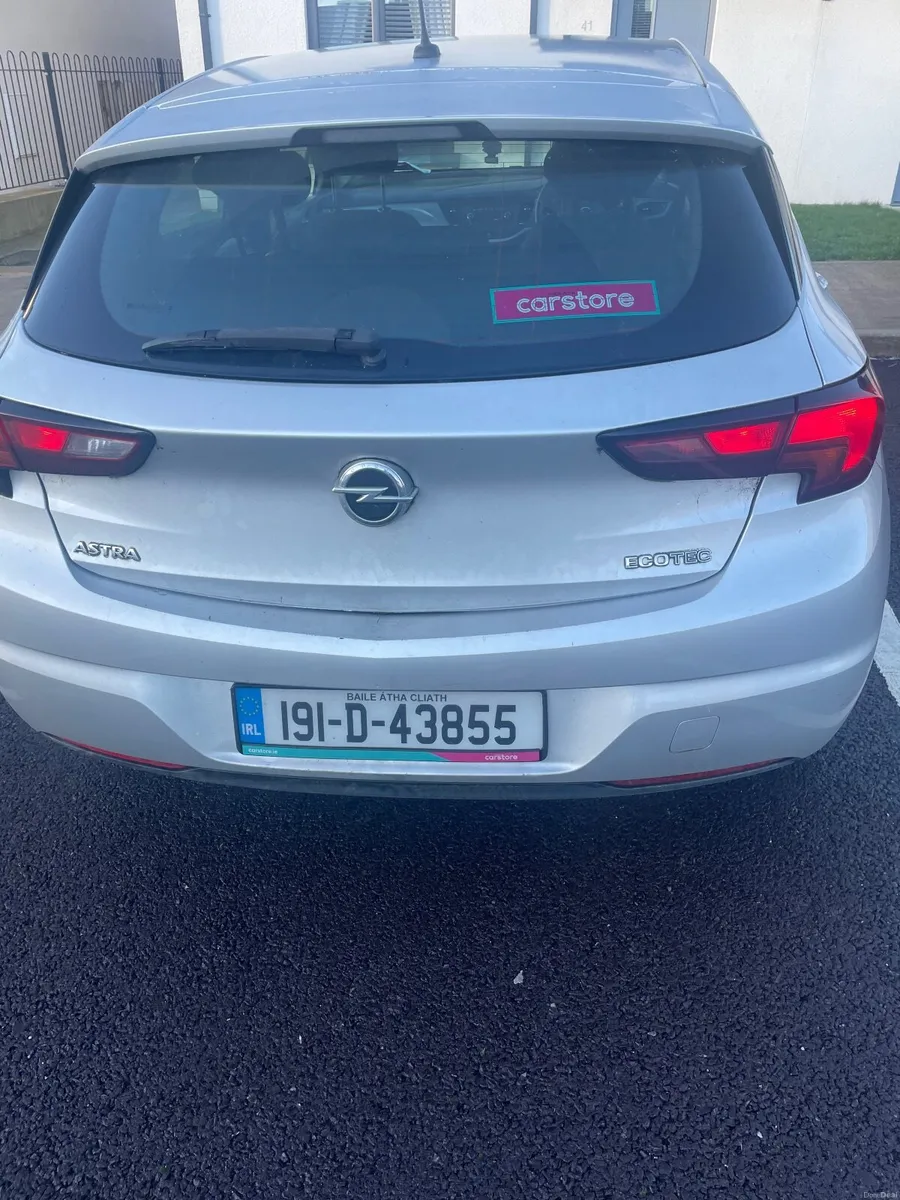Opel Astra 2019 - Image 2
