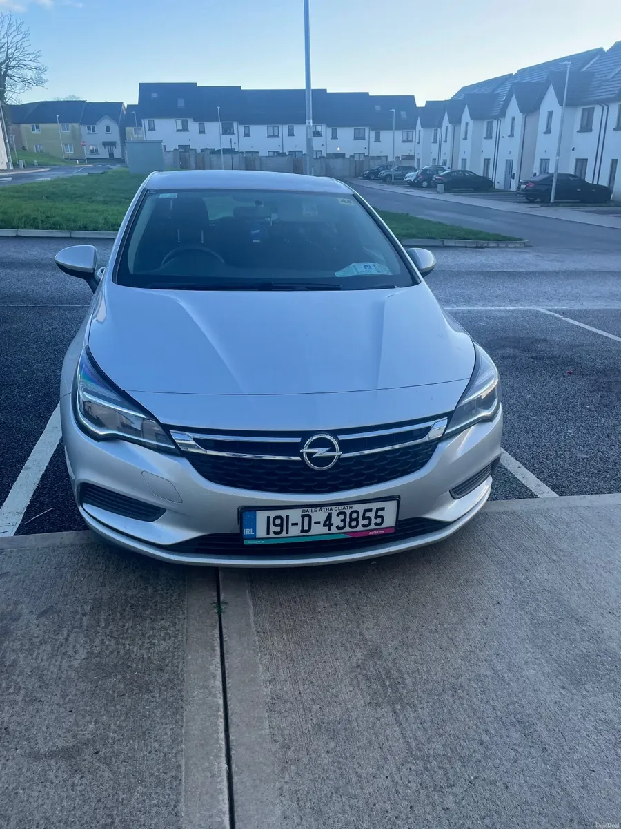 Opel Astra 2019 - Image 4