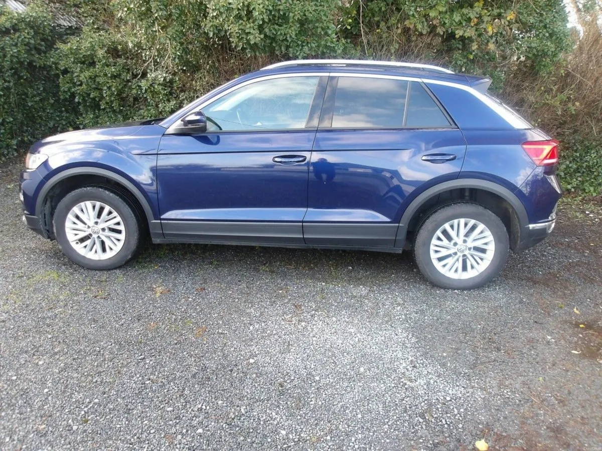 Volkswagen T-Roc 1.6 TDI 115bhp Design - Image 1