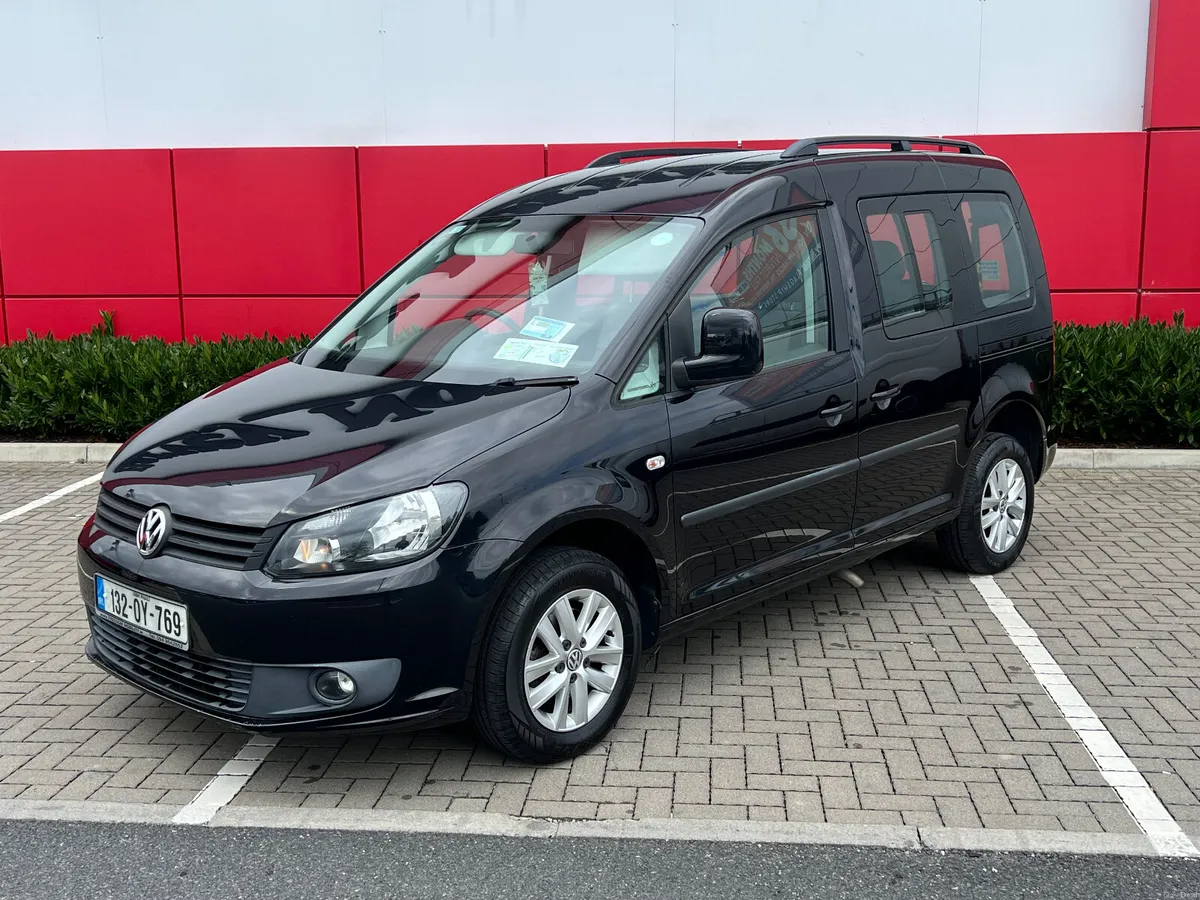Volkswagen Caddy Wheelchair DSG 50Kms - Image 2