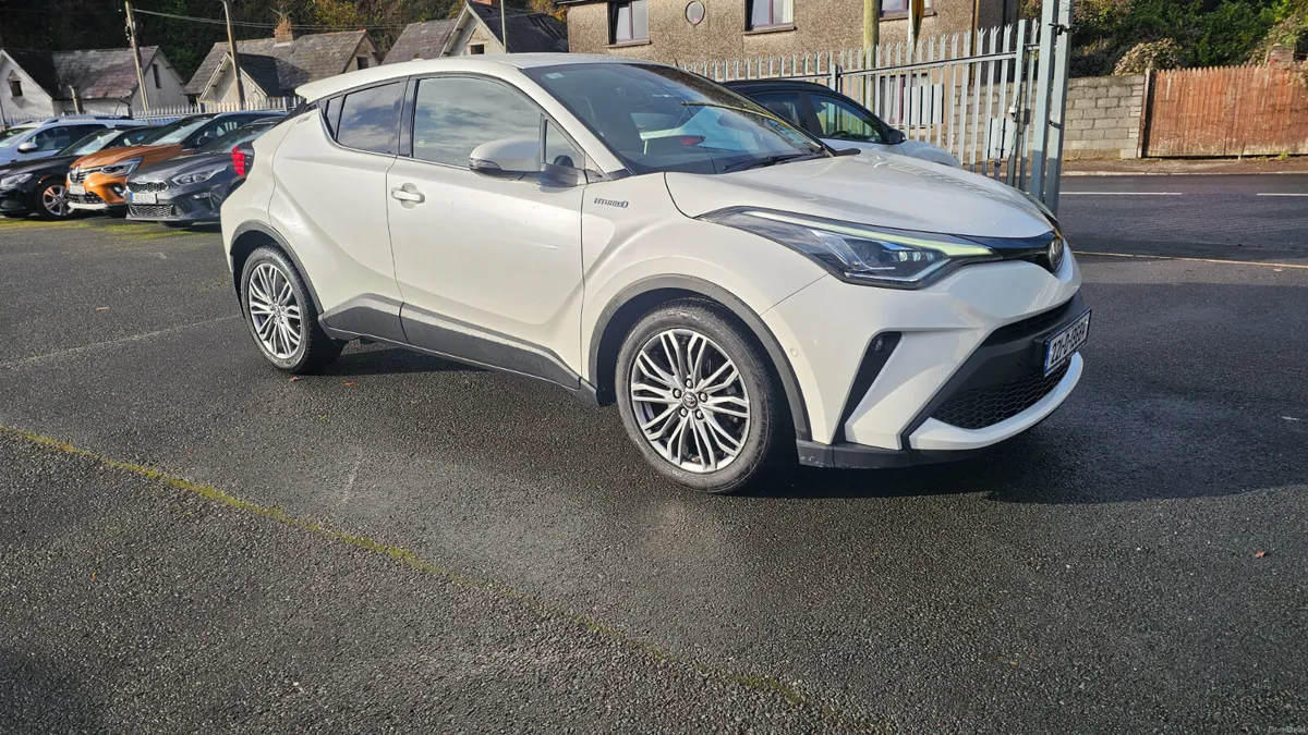 Toyota C-HR 2022 1.8 HYBRID SOL..IRISH CAR.. - Image 2