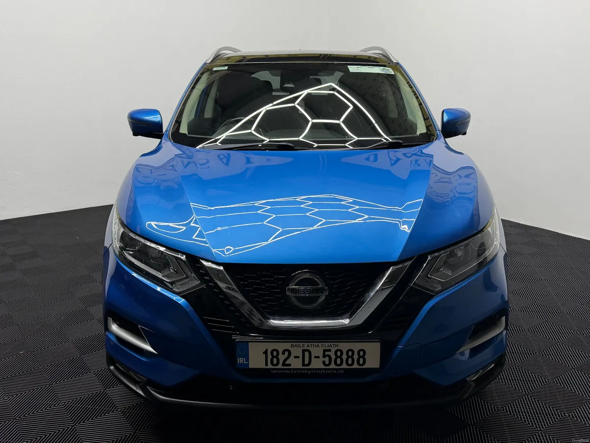 2018 Nissan Qashqai 1.2 petrol panoramic roof - Image 3