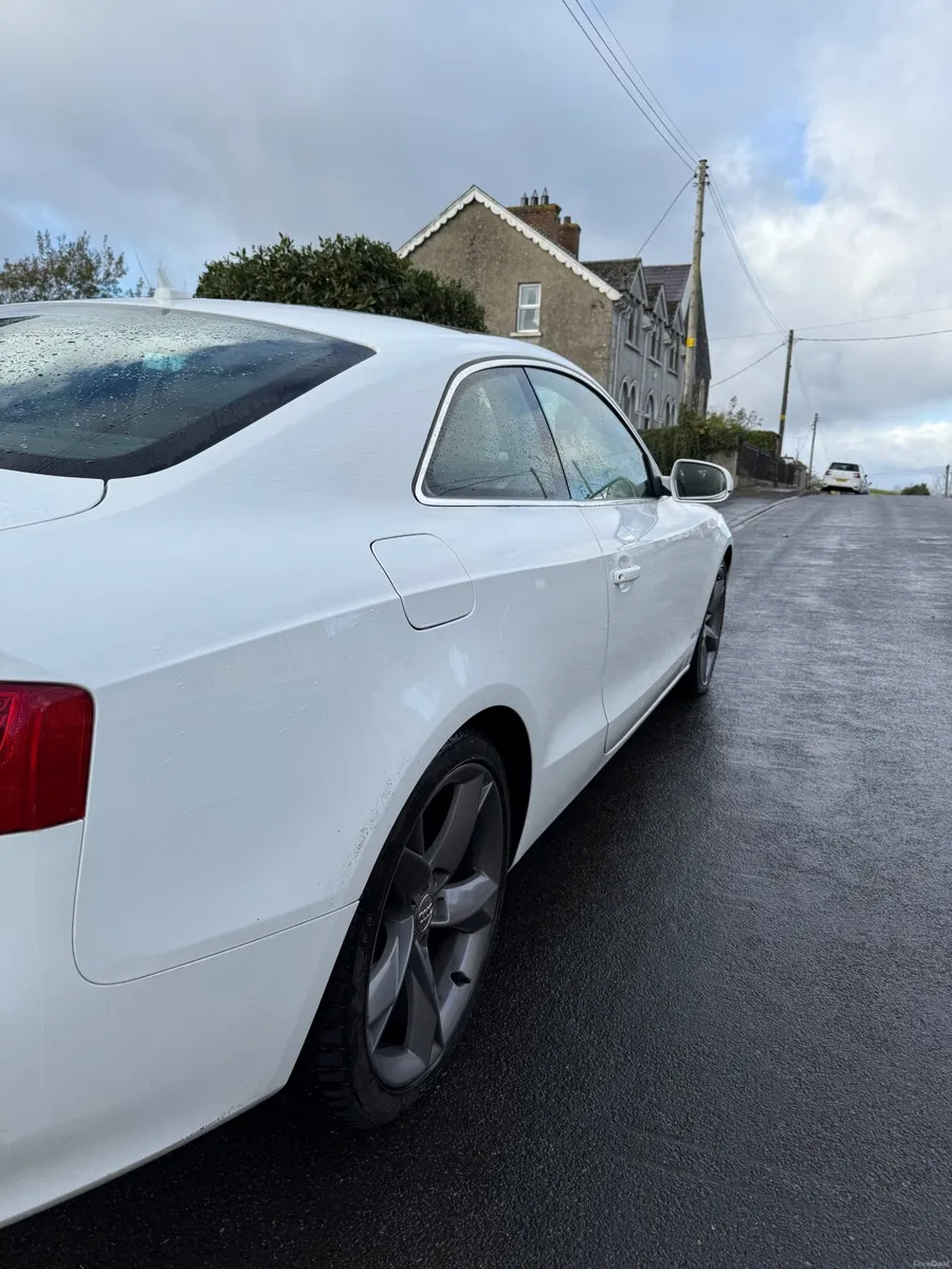 Audi A5 2010 - Image 4