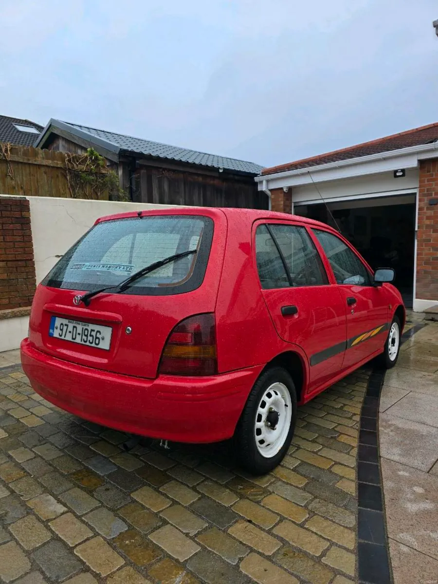 1997 Toyota Starlet - Image 4