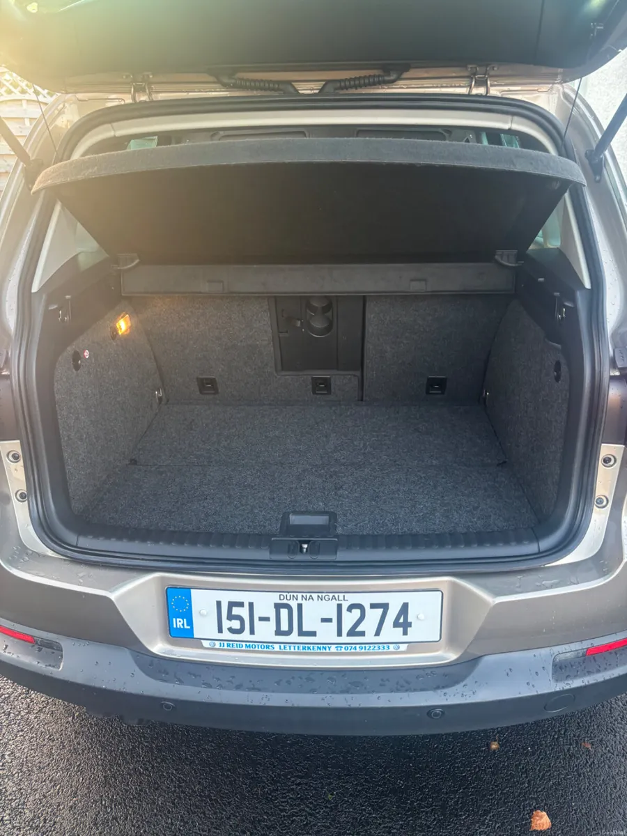 Volkswagen Tiguan 2015 - Image 4
