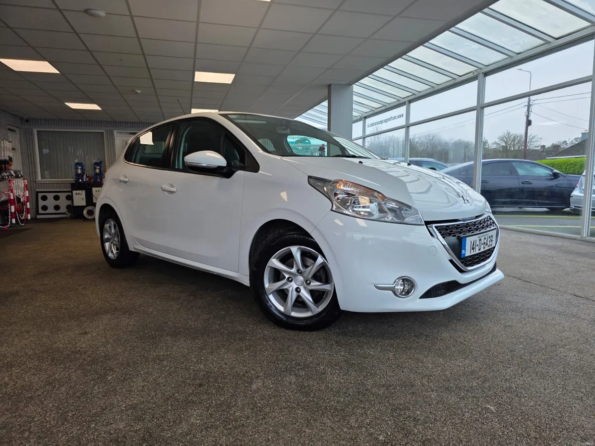 Peugeot 208 1.4 Active 2014 - Image 1