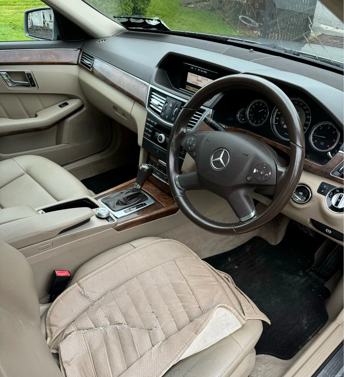 2010 Mercedes E200 Diesel Automatic - Image 4