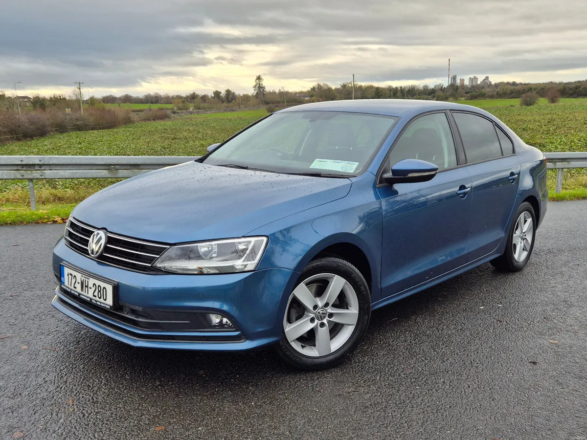 2017 Volkswagen Jetta  CL 2.0 TDI - Image 1