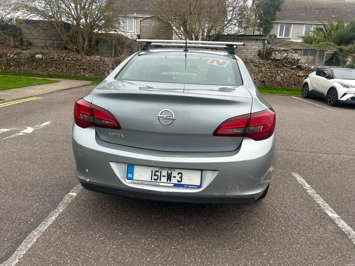 Opel Astra 2015 - Image 4