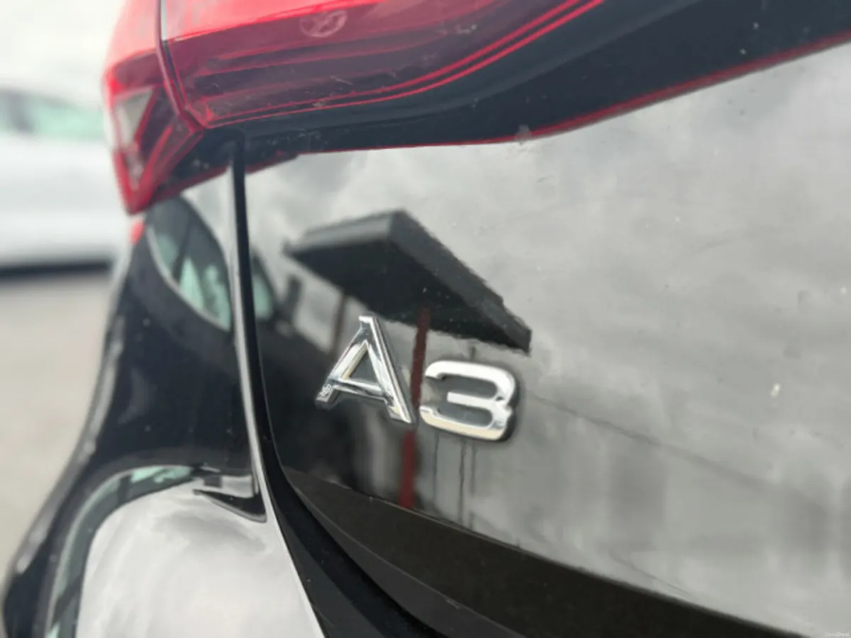 Audi A3 SPORTBACK TDI TECHNIK - Image 4