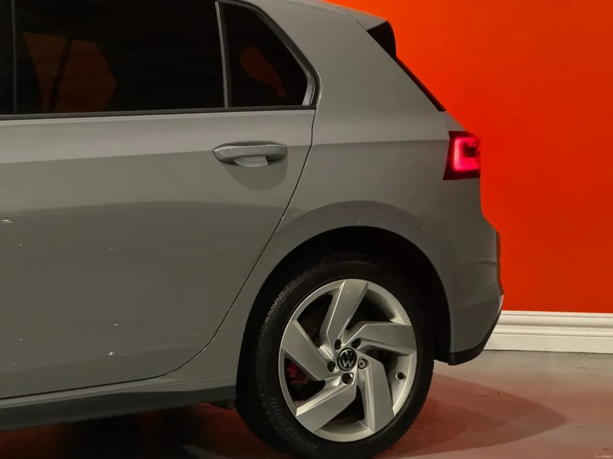 Volkswagen Golf 1.4 TSI GTE 245PS 5DR Auto #35 - Image 4