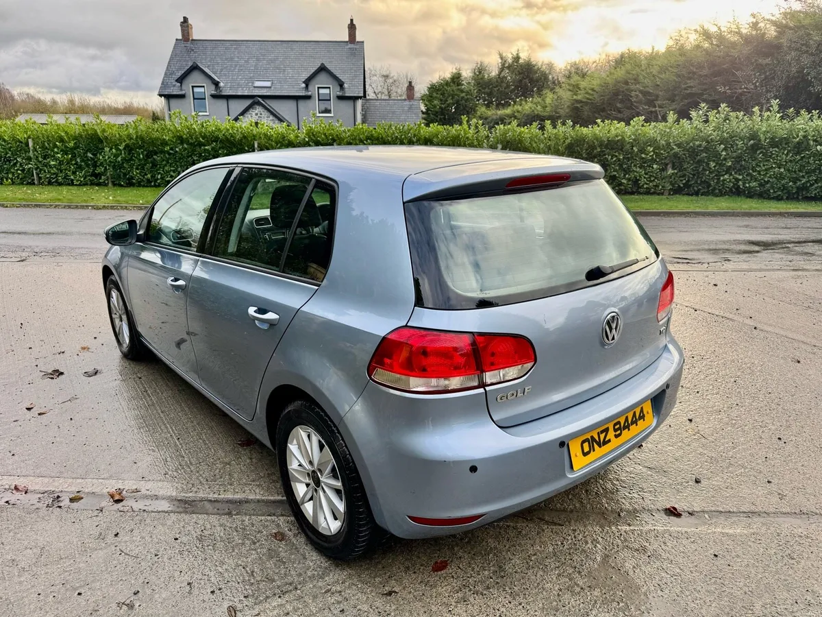 2011 Volkswagen Golf 1.6L Diesel - Image 2