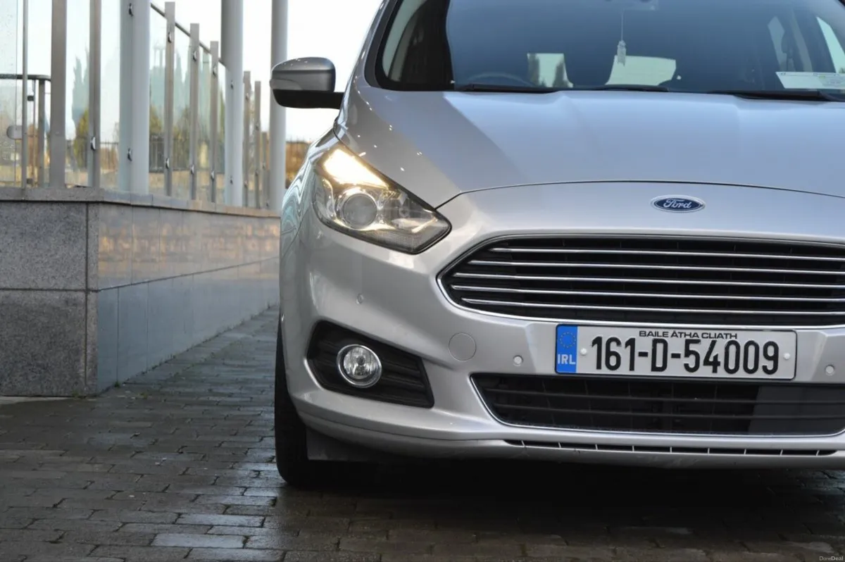 Ford S-Max 2.0 TDCI Titanium, Automatic , 7 Seats - Image 6