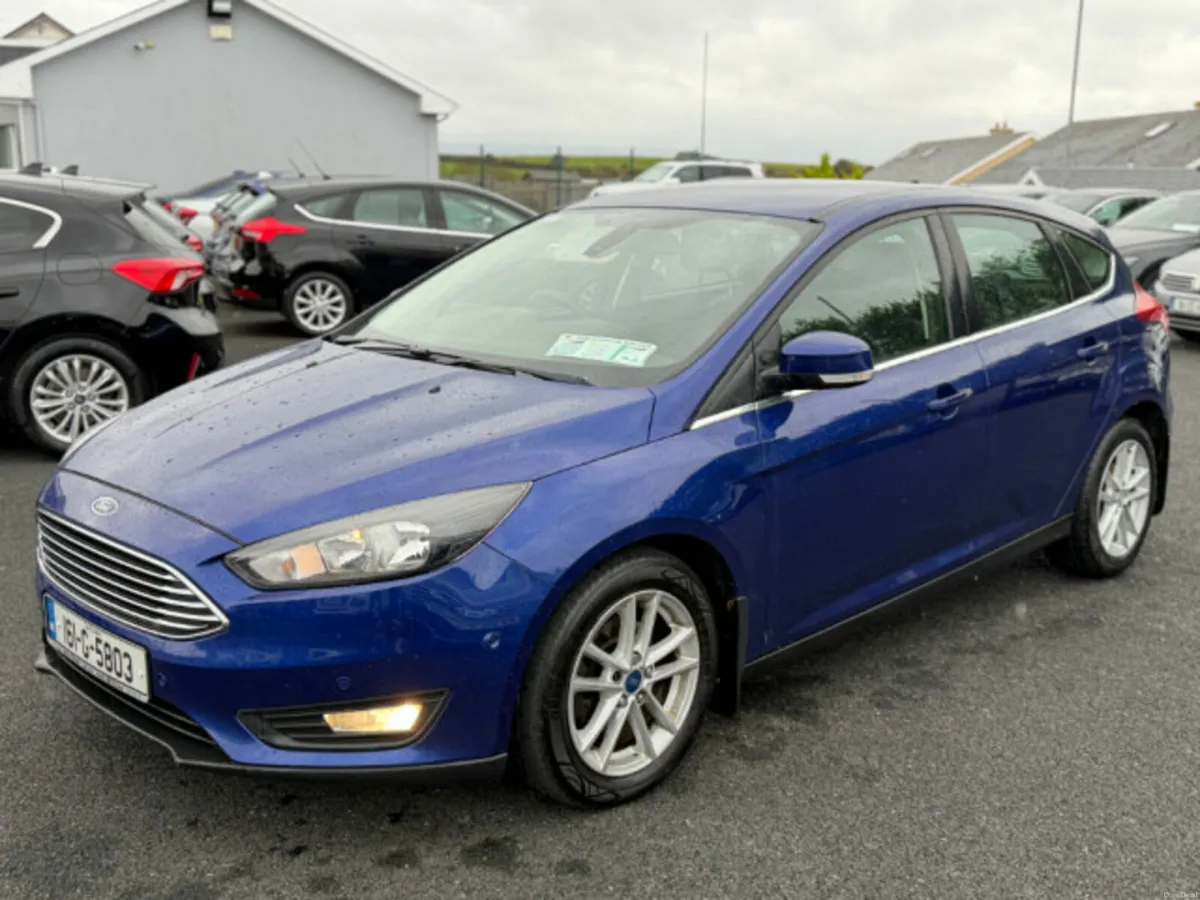 Ford Focus 1.5 TDCI Zetec 120PS 5DR - Image 3
