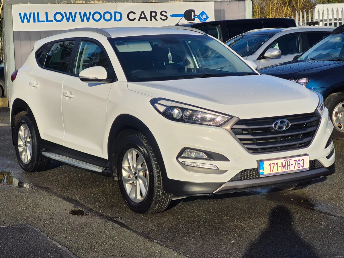 Hyundai Tucson 1.7crdi executive 2017 - Image 3