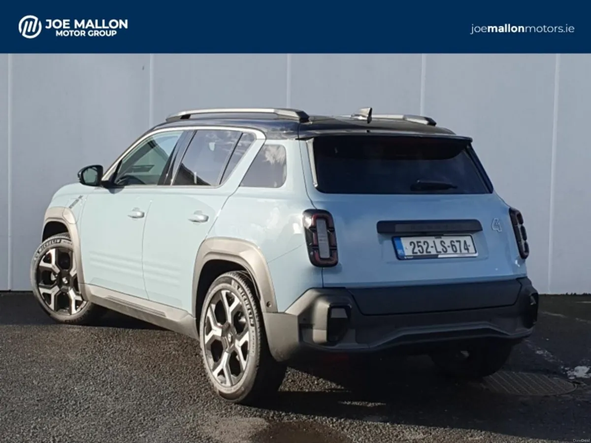 Renault 4 E-Tech Electric Techno 52KWH - Image 2