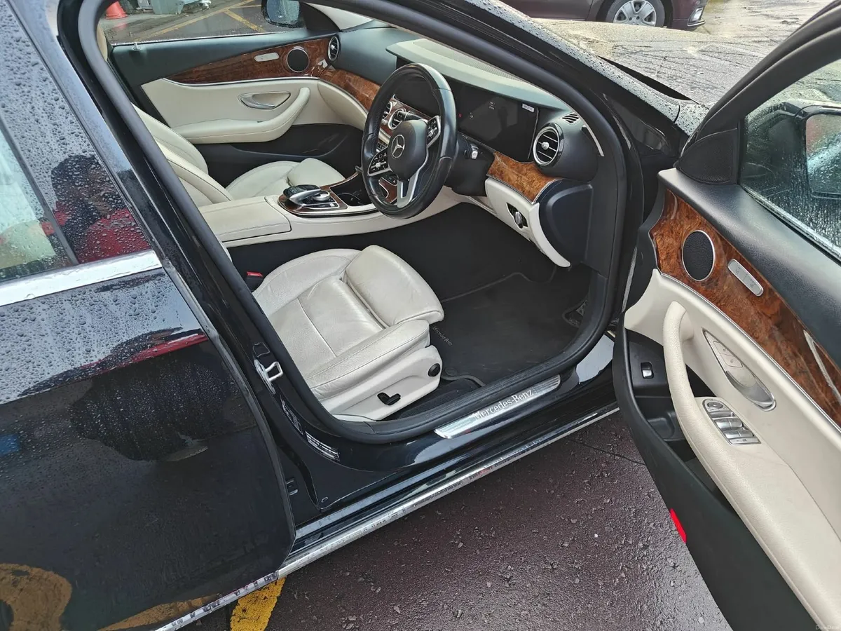 Mercedes E-Class 2019 - Image 2