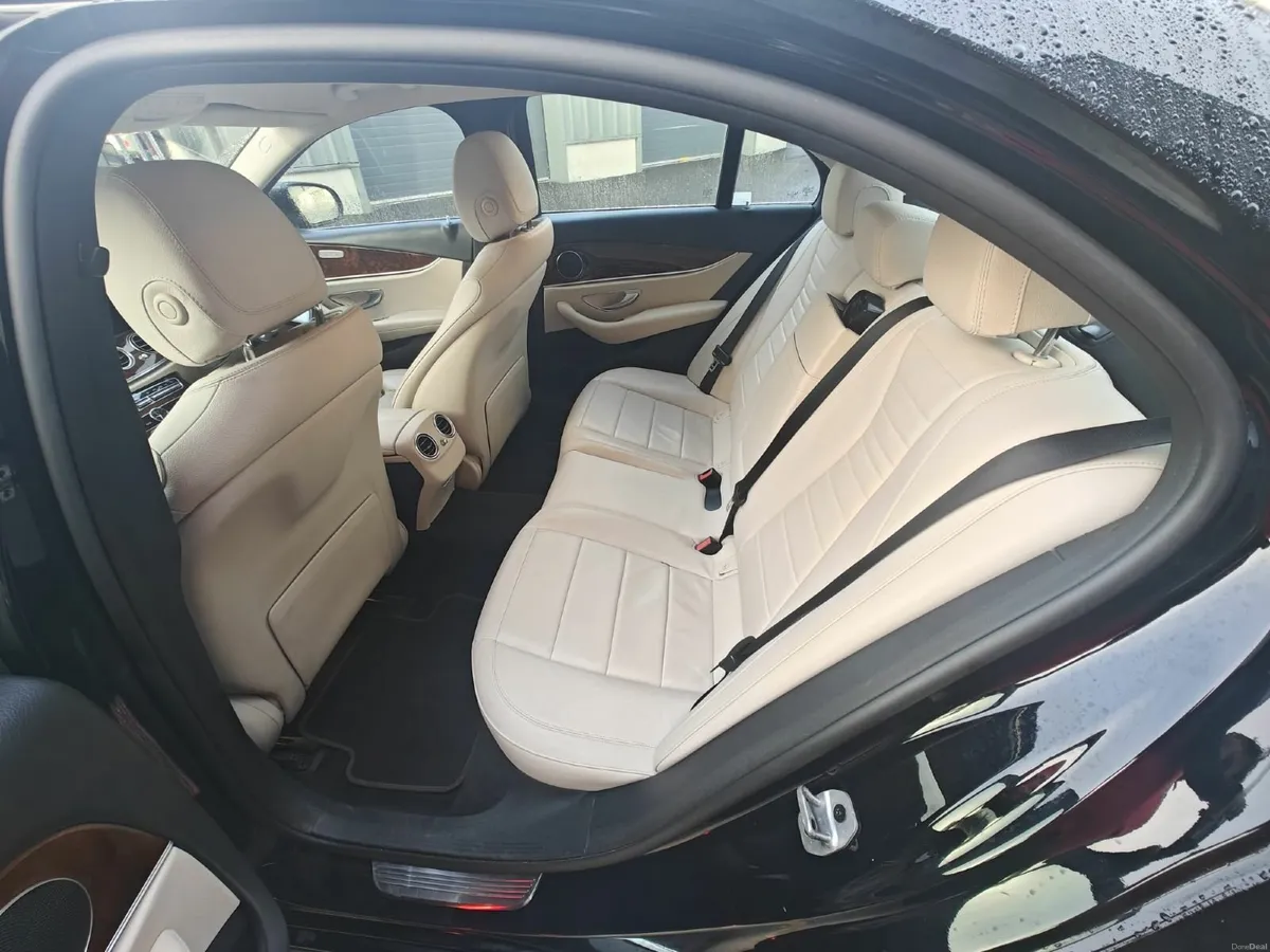 Mercedes E-Class 2019 - Image 3