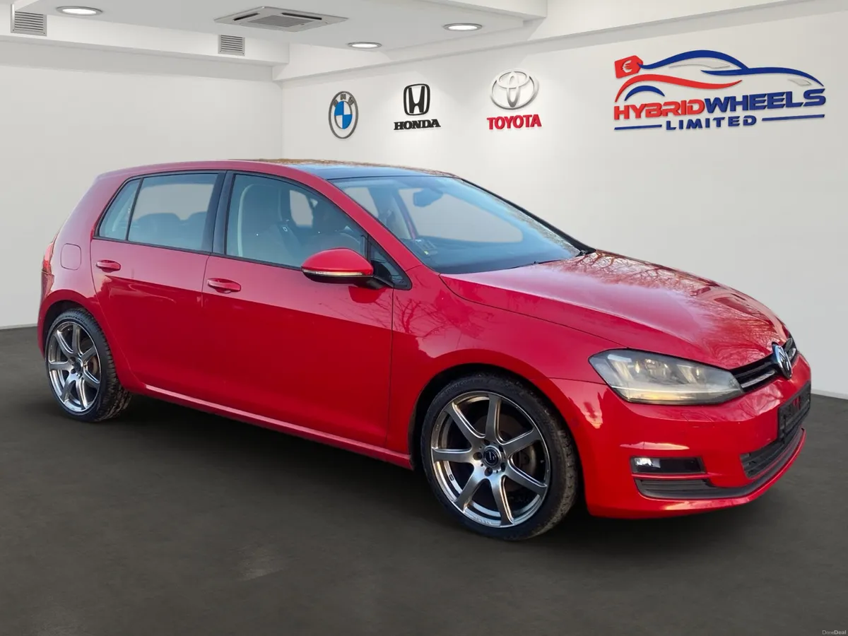 VW Golf 1.4TFSI  Automatic 🔥 Sunroof - Image 2