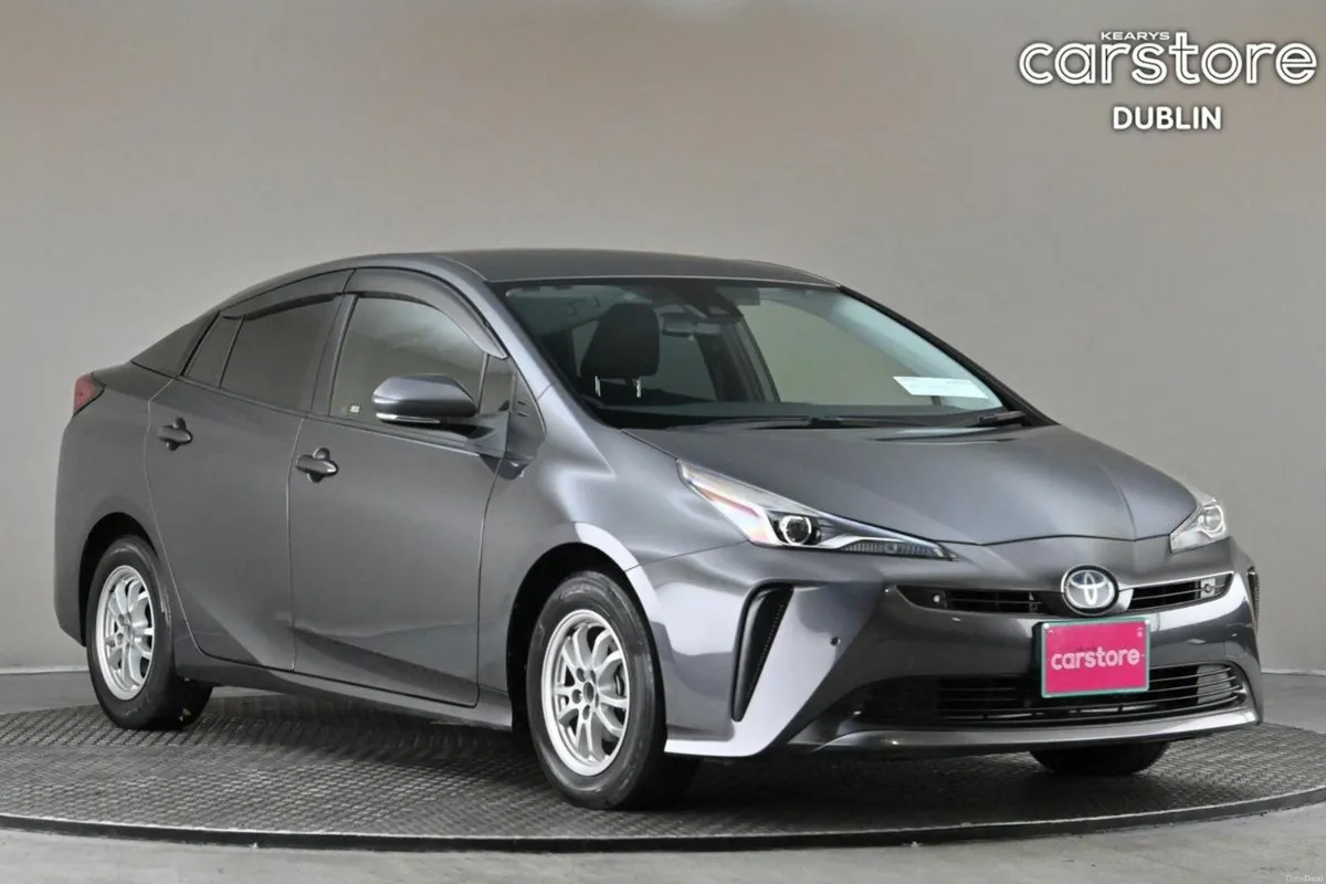 Toyota Prius 1.8 HYBRID **CARPLAY*ANDROID AUTO**RE - Image 1