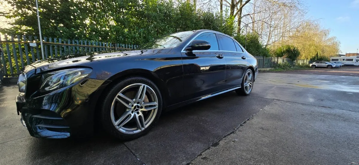 Mercedes-Benz E-Class 2017 - Image 3