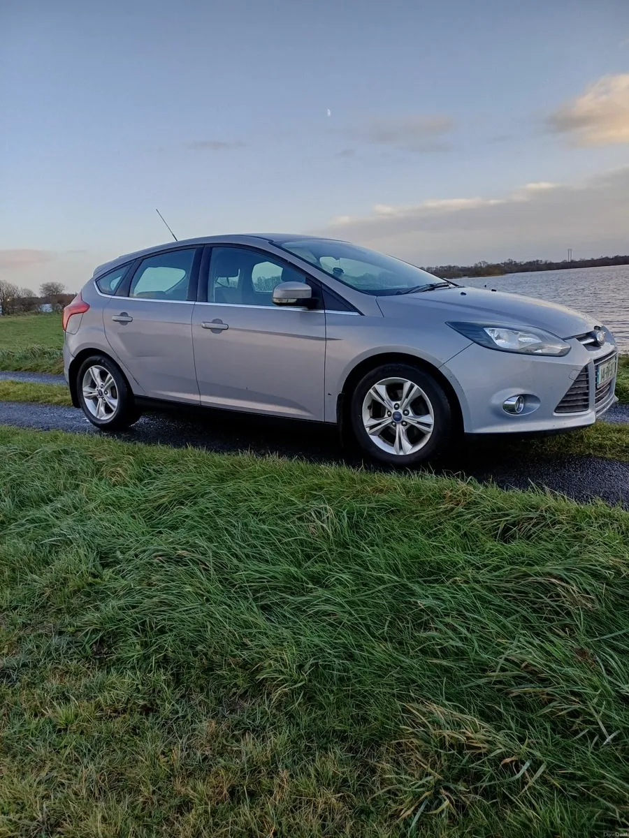 Ford Focus 2014 - Image 2