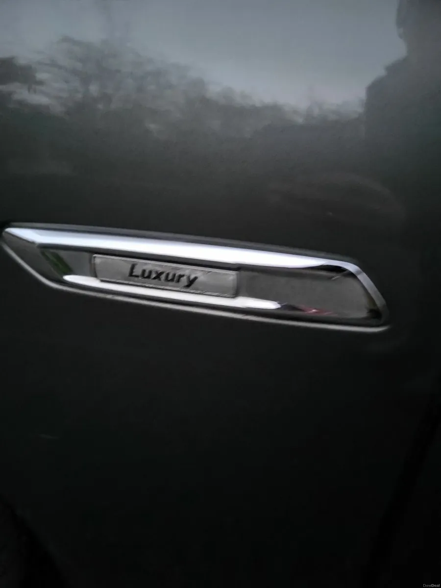 BMW 5-Series 2014 - Image 3