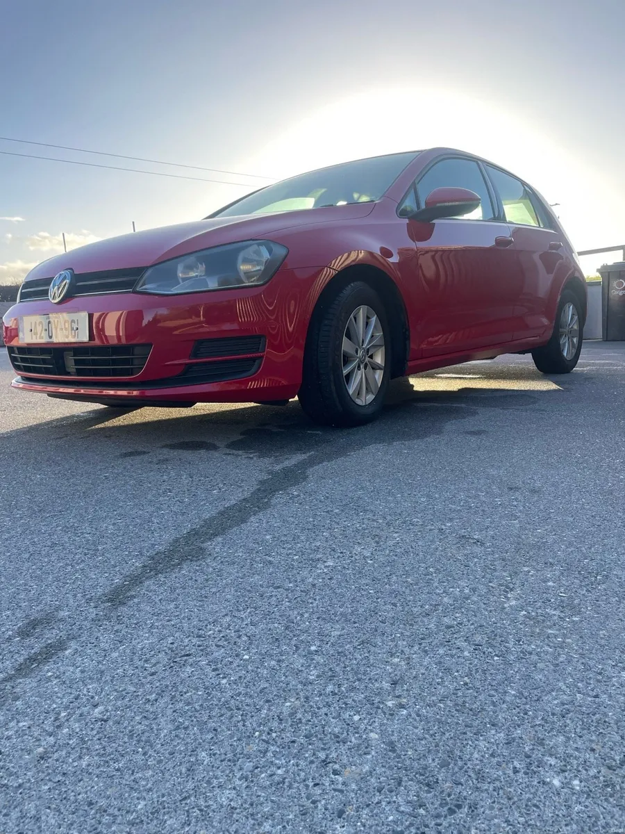 VOLKSWAGEN GOLF - Image 4