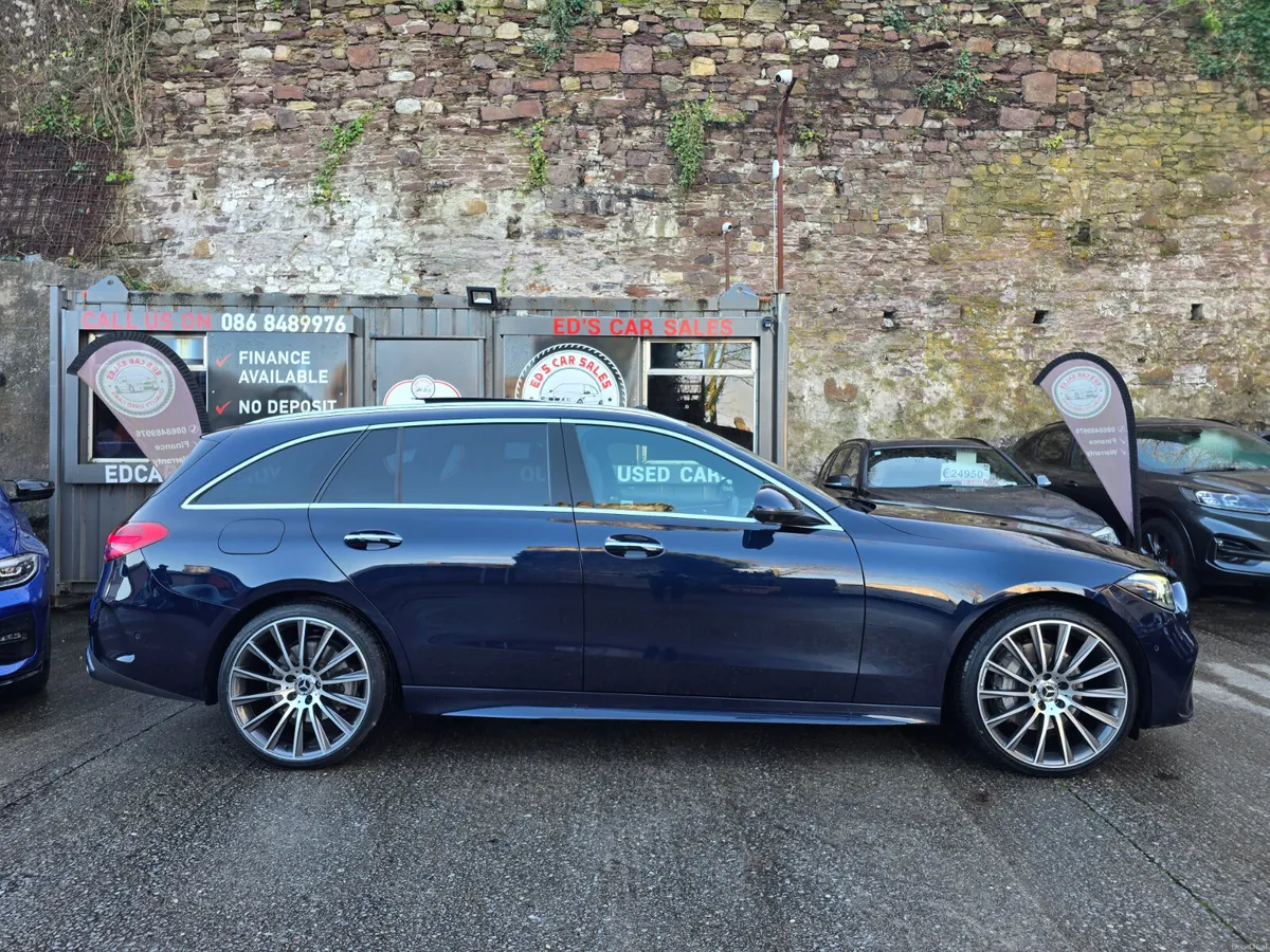 Mercedes-Benz C300e AMG Premium + 2023 (231) - Image 3