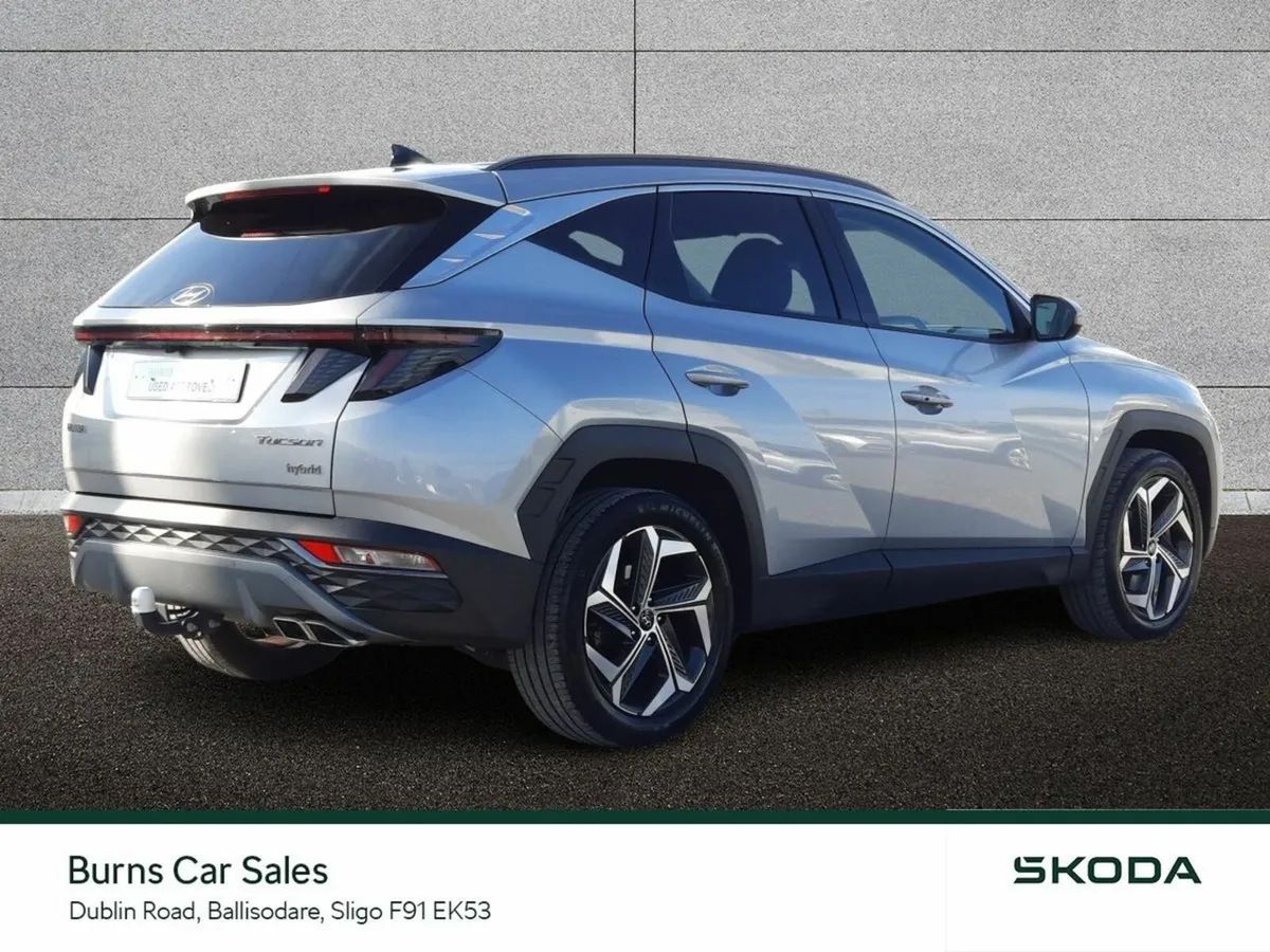 Hyundai Tucson 2WD Executive Plus HEV STG Auto - Image 4