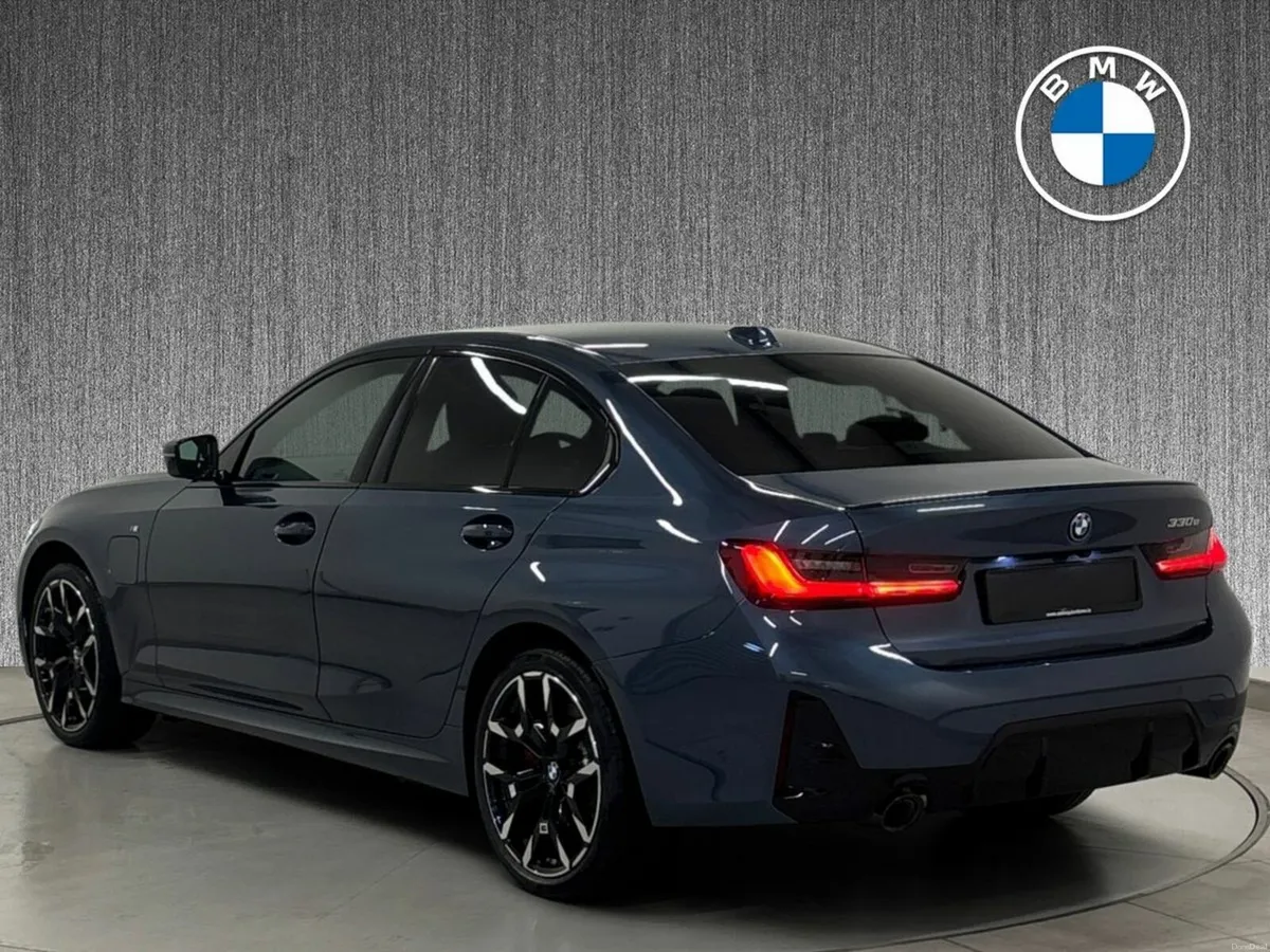 BMW 3-Series 330e PHEV M Sport Saloon IMMEDIATE DE - Image 3