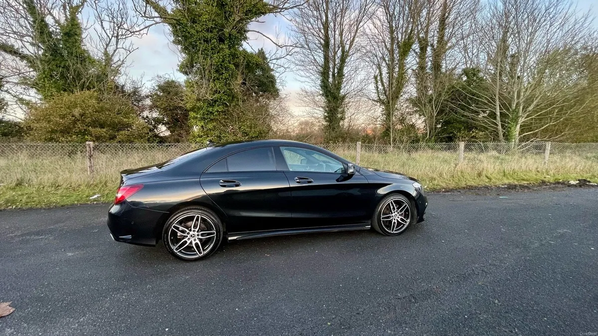 Mercedes Benz CLA AMG SPORT - Image 3