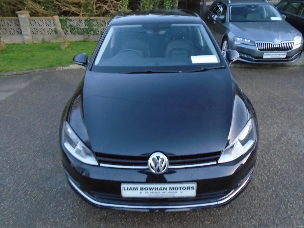 Volkswagen Golf 2017,leather,camera,fogs,highline, - Image 3