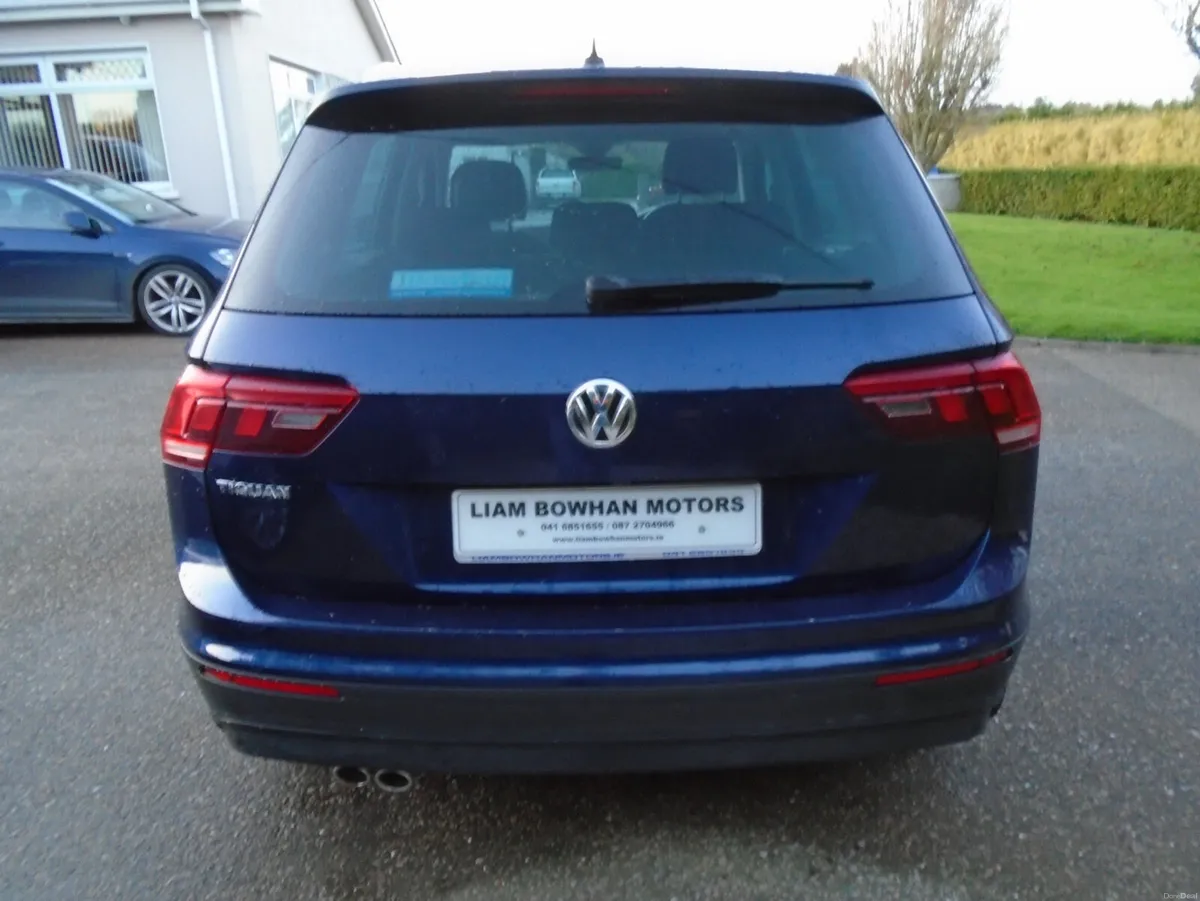 Volkswagen Tiguan 2018,panroof,camera,privacy glas - Image 6