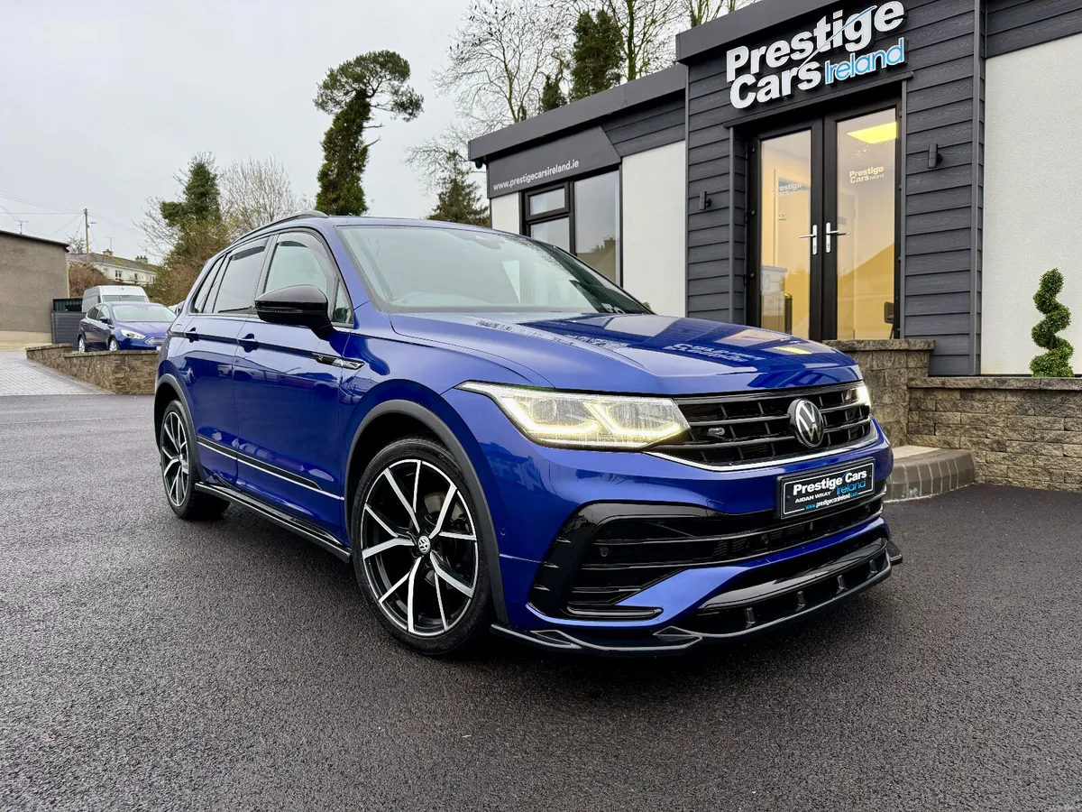 241 VOLKSWAGEN TIGUAN 2.0 TDI R LINE AUTO,PAN ROOF - Image 3