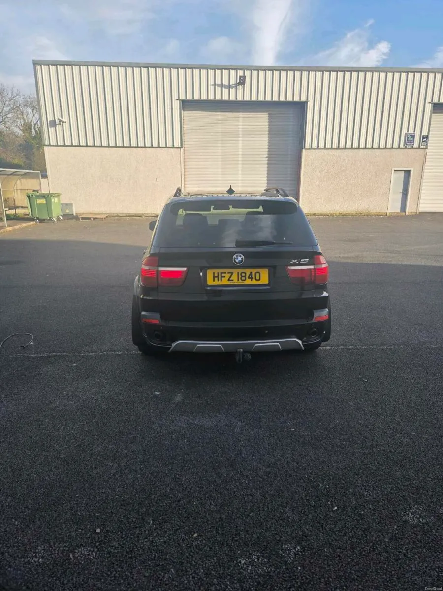 BMW X5 7 seater - Image 1