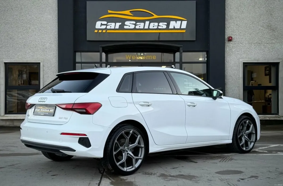 2.0 TDI 35 Technik Sportback 5dr Diesel S Tronic E - Image 3