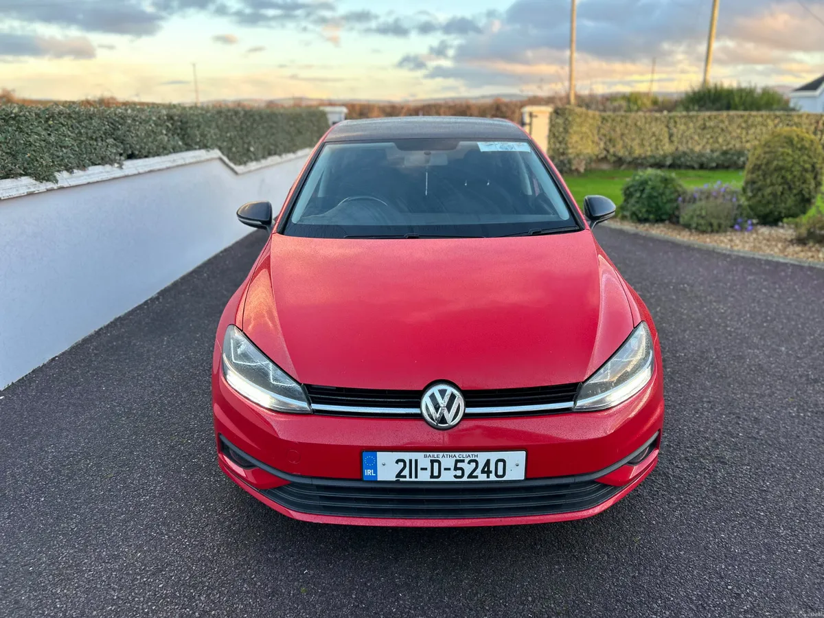 Volkswagen Golf 2021 TRADE  SALE - Image 2