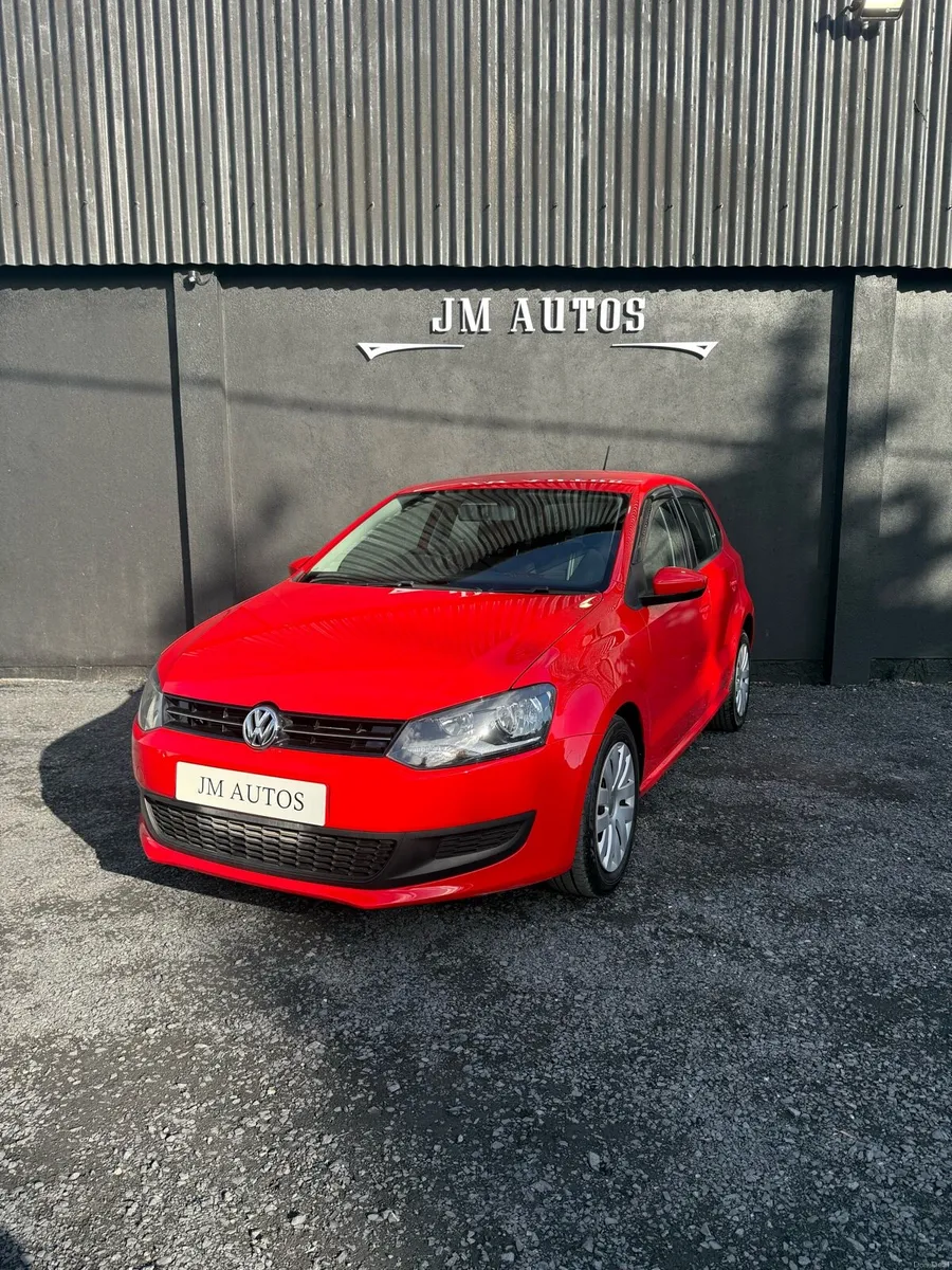 VOLKSWAGEN POLO NCT 10/26 TAX 01/26 - Image 1