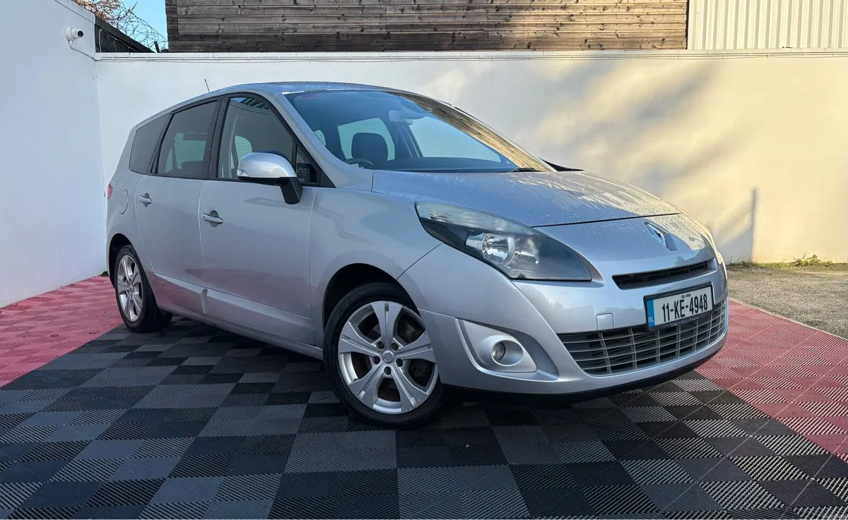 11 Renault grand scenic dci tomtom  new Nct - Image 2