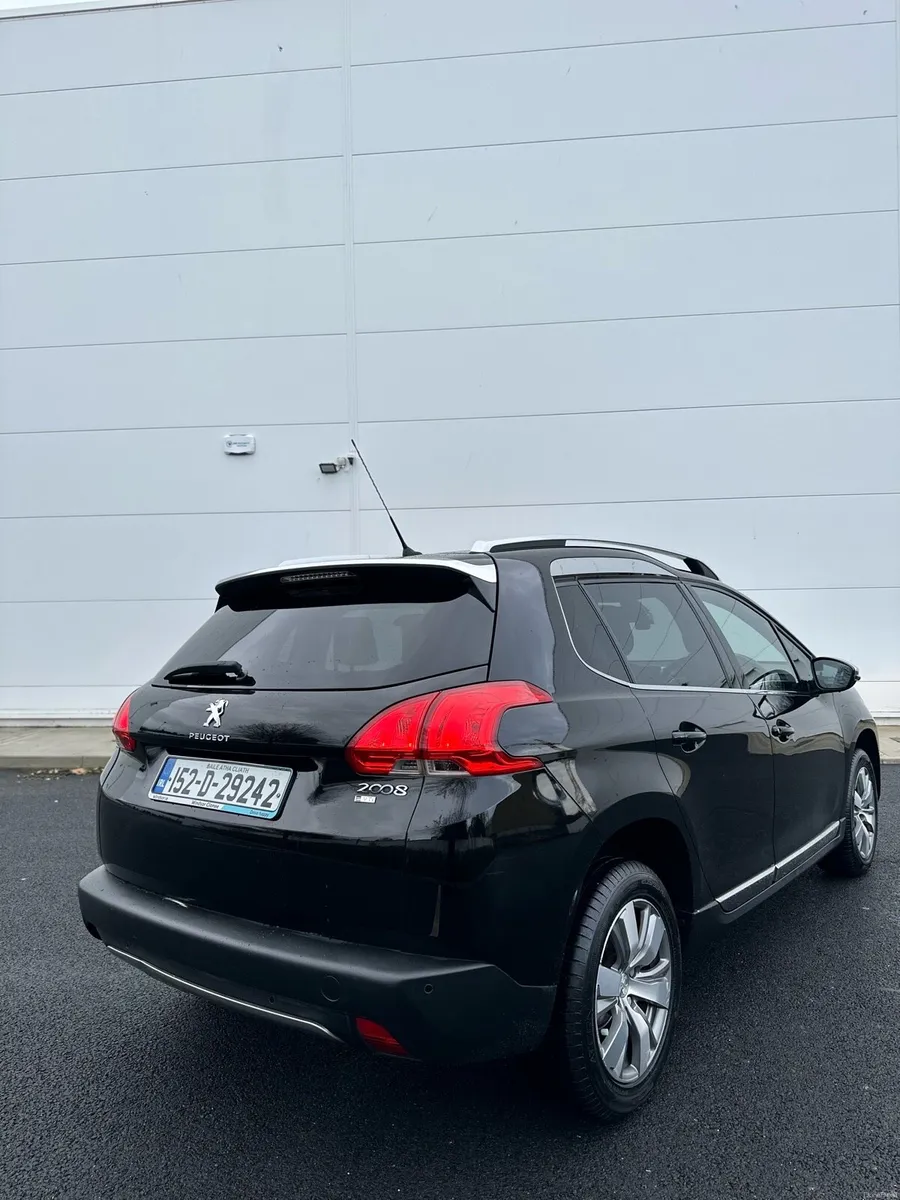 Automatic Peugeot 2008 - Image 2