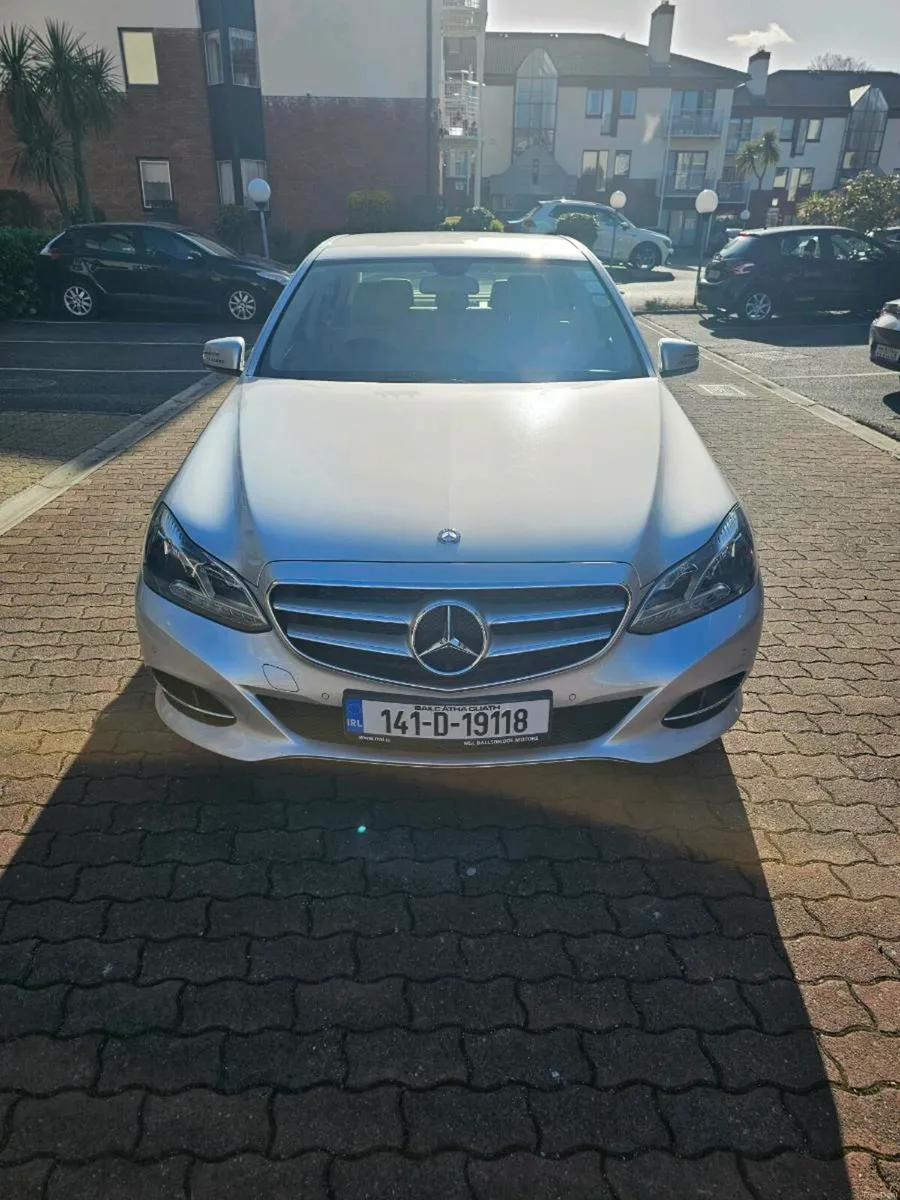 Mercedes-Benz E300, 2014 - Image 2