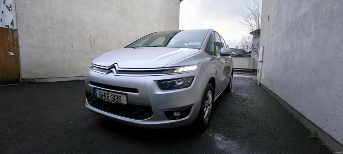 Citroen C4 Grand Picasso 7 Seater - Image 2