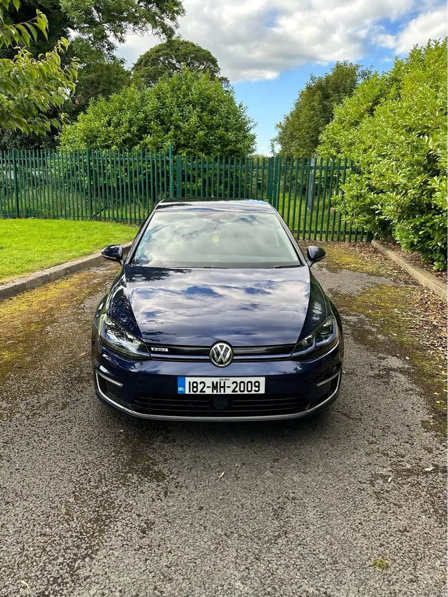 VW E Golf - Leather Comfortline - Image 2